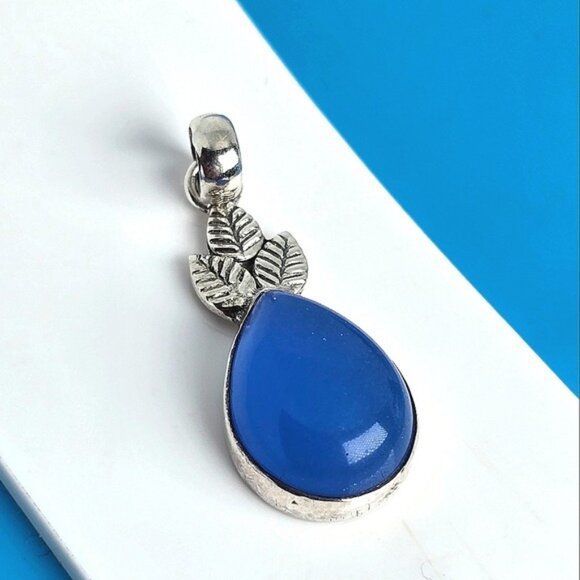 Natural Chalcedony 925 Sterling Silver Pendant - Picture 6 of 7